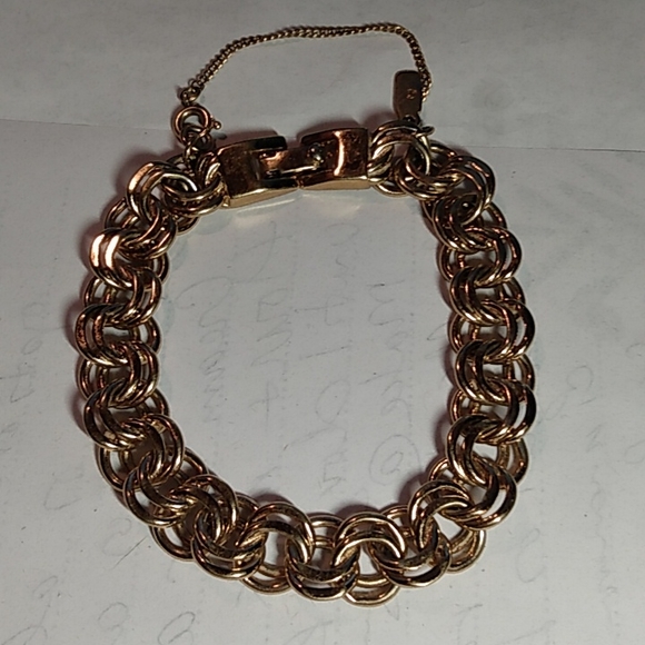 RICH GOLDTONE Vintage MONET SIGNED CHUNKY  CHAIN BRACELET - Picture 4 of 8